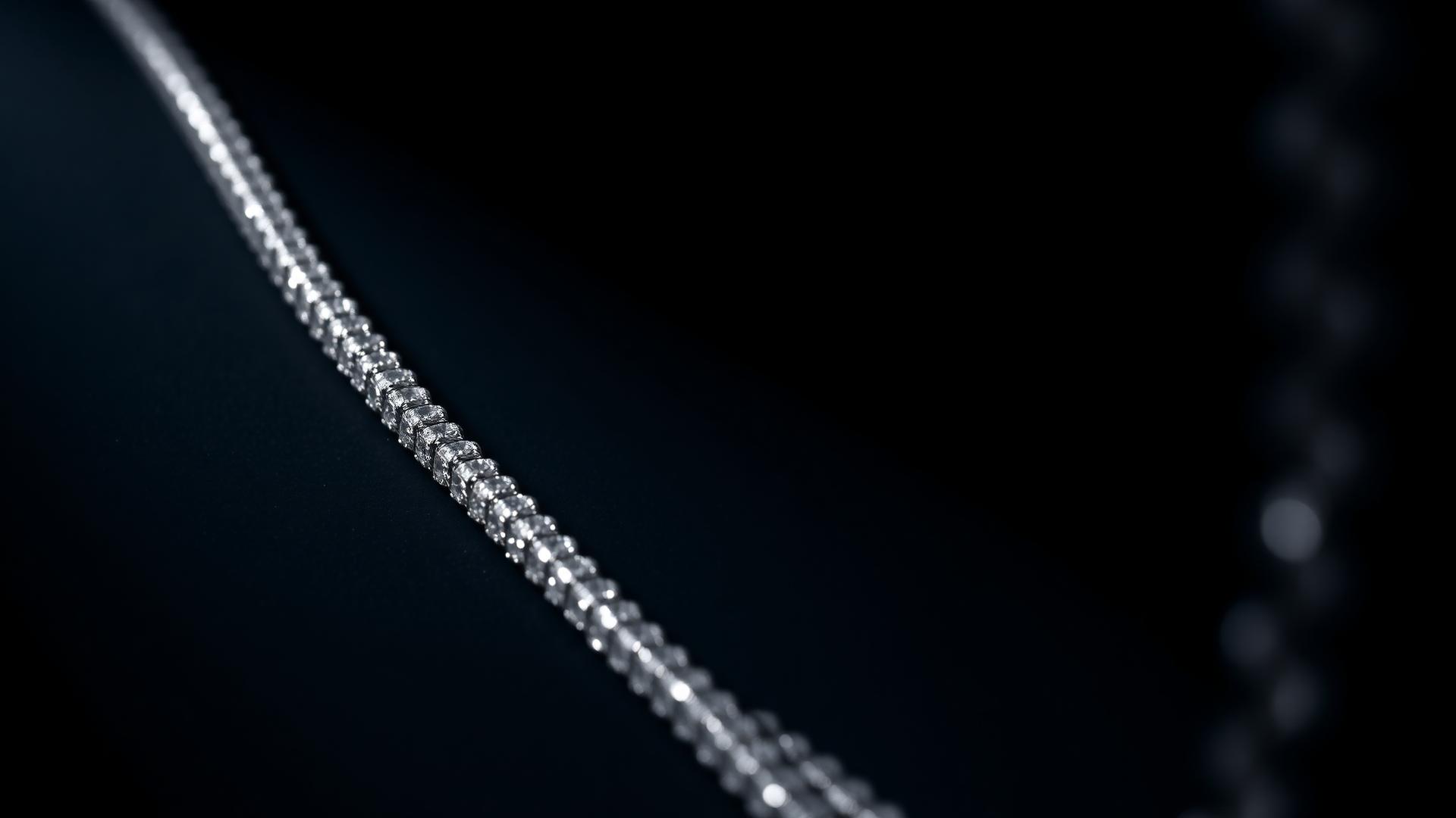 Diamond tennis chain